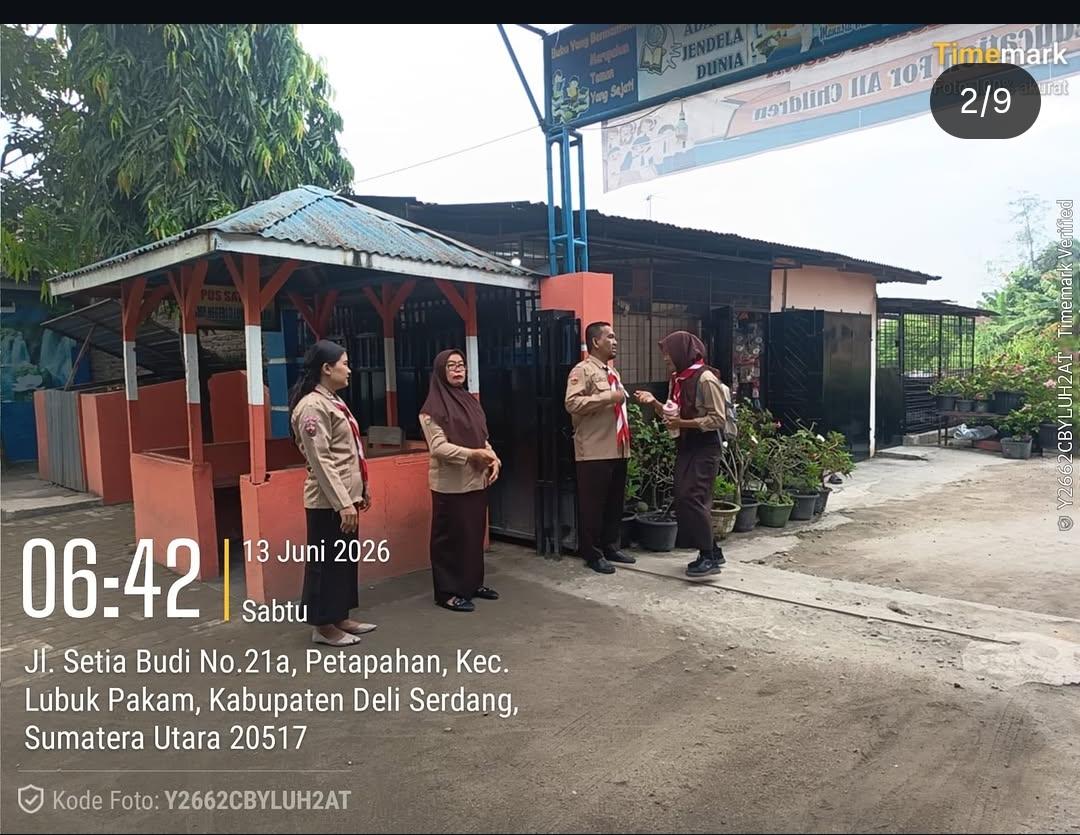 masuk sekolah